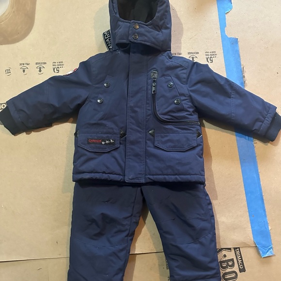 CANADA WEATHER GEAR. JACKET
SIZE 24 MONTHS
PLUS SNOW-PANTS - Picture 5 of 8